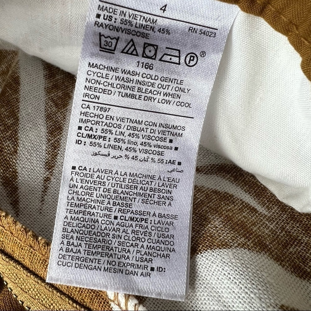 Old Navy Linen Blend 4" Shorts Size 4 - Picture 9 of 9